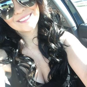 Meet your Posher, Sierra